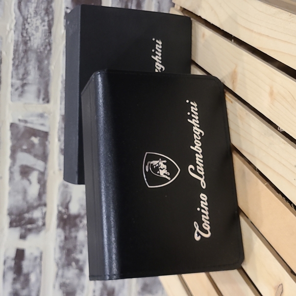 Brand New Tonino Lamborghini women's watch - Picture 3 of 9